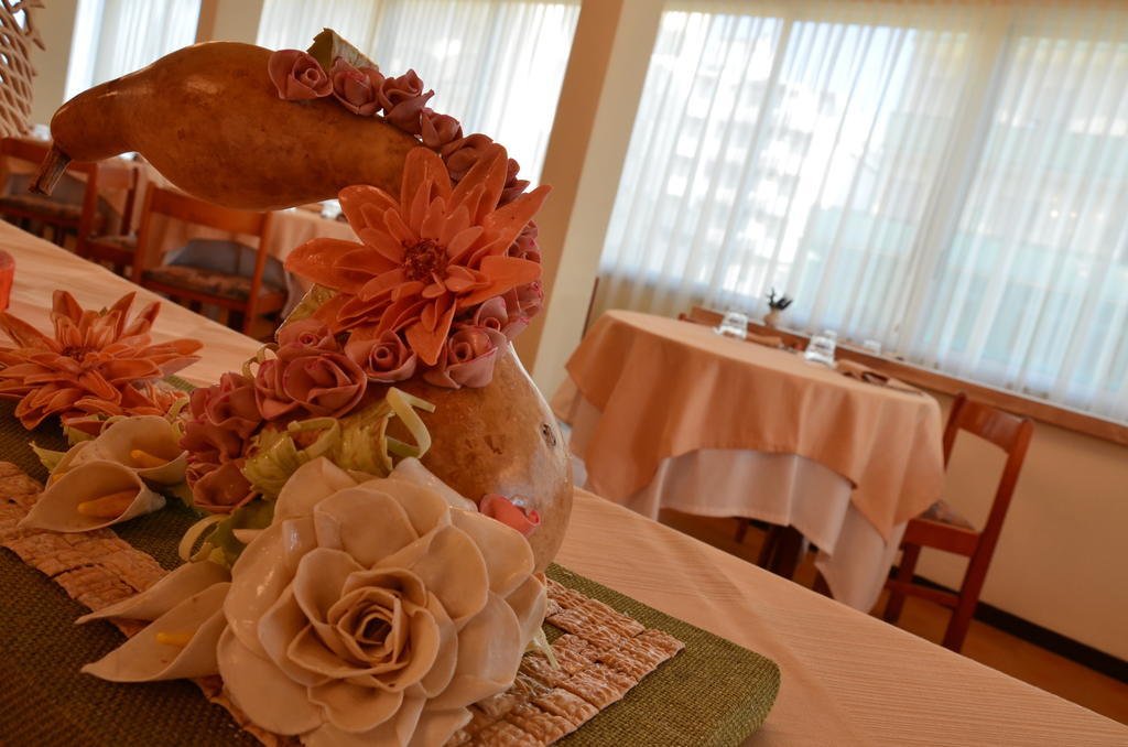 Hotel Mirage Milano Marittima Esterno foto