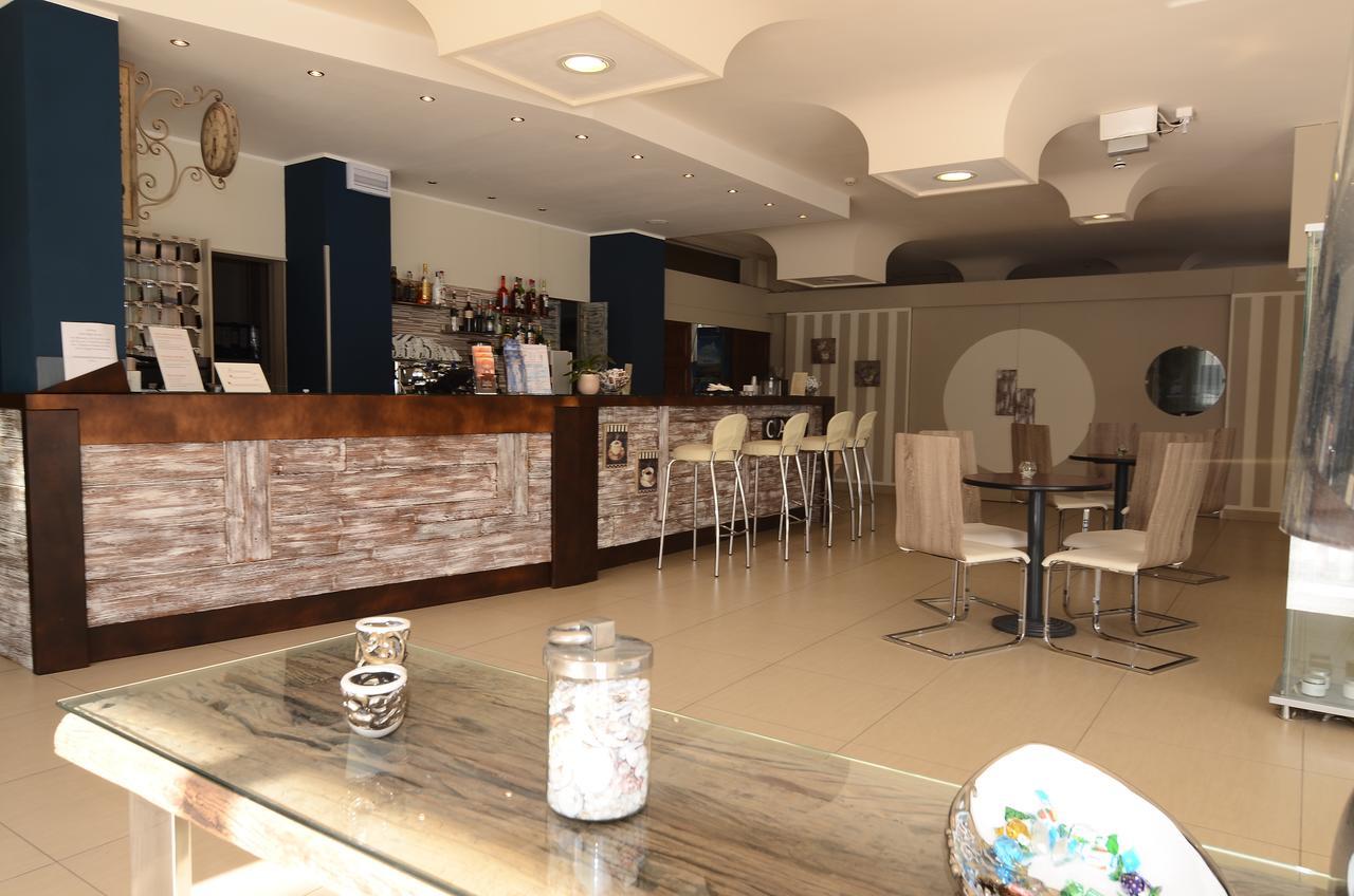 Hotel Mirage Milano Marittima Esterno foto